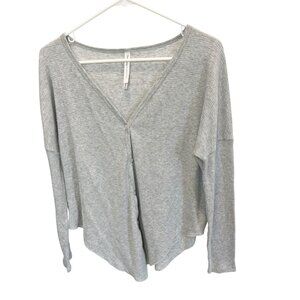 Aritzia The Group Babaton Gray Thermal Button Front Long Sleeve Lounge Top - XS